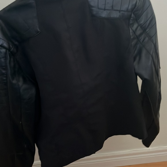 Faux leather jacket - Picture 2 of 3